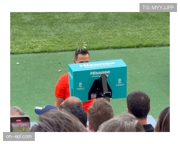 观察：VAR介入与密集防守，是否导致了比赛流畅性的下降？